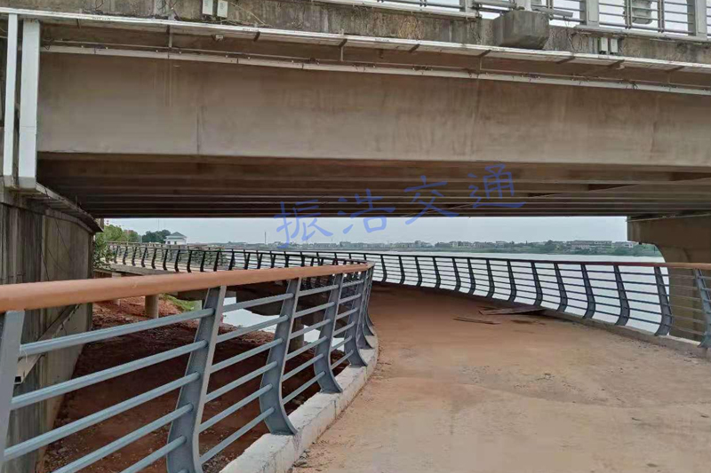 নদীর গার্ডেল
